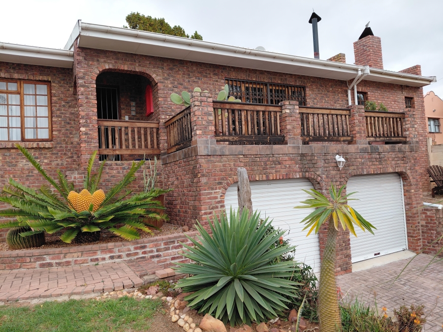 3 Bedroom Property for Sale in Bothasrus Eastern Cape